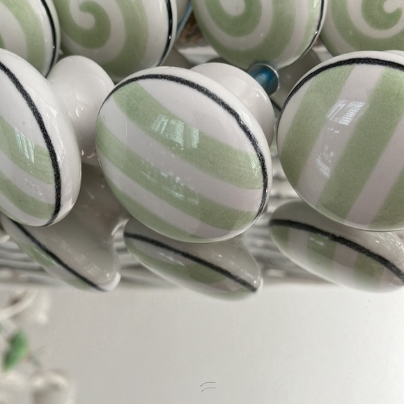 Ceramic Drawer Pulls, Whimsical 5 Striped & 5 Spiral Design. Set of 10 - Picture 4 of 7